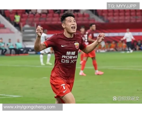 武磊：从中国足球新星到国际赛场的崛起与挑战