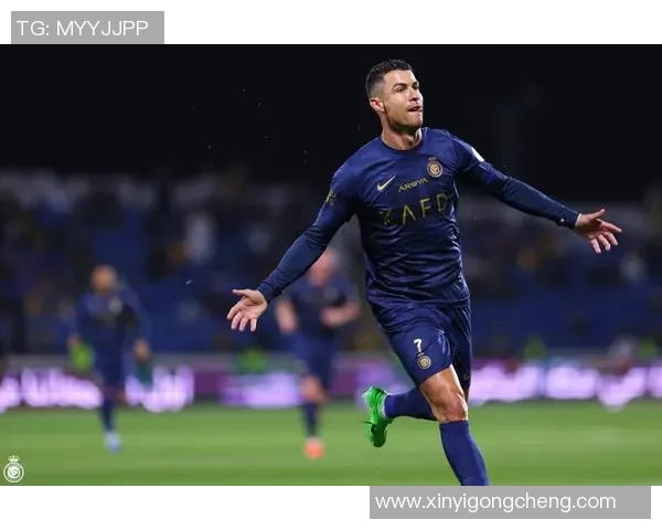 能够踢爆足球的球星有哪些 他们的惊人脚法让人瞠目结舌